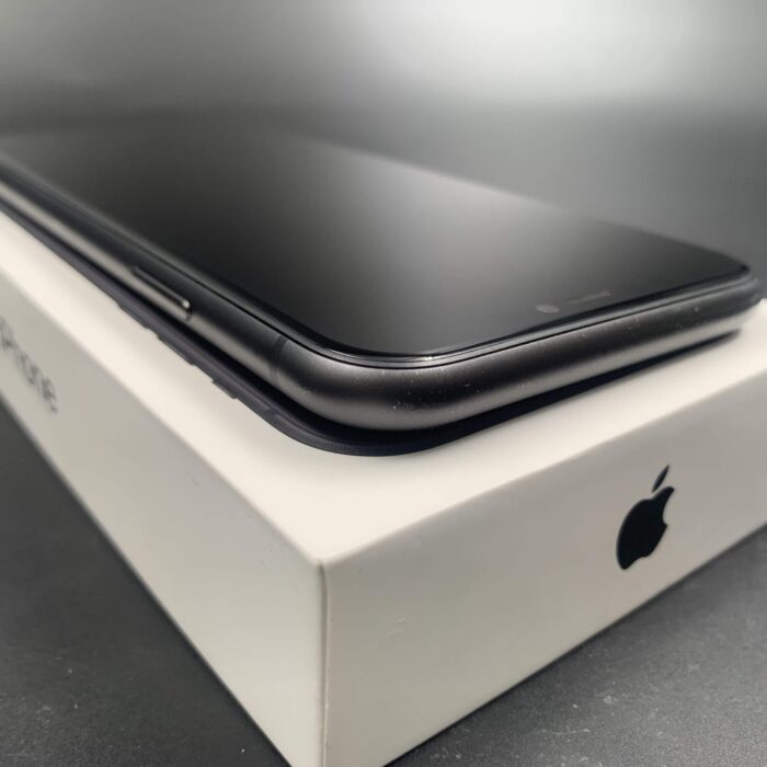 iPhone 11 64GB Black - Image 3
