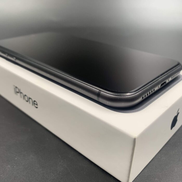 iPhone 11 64GB Black - Image 5