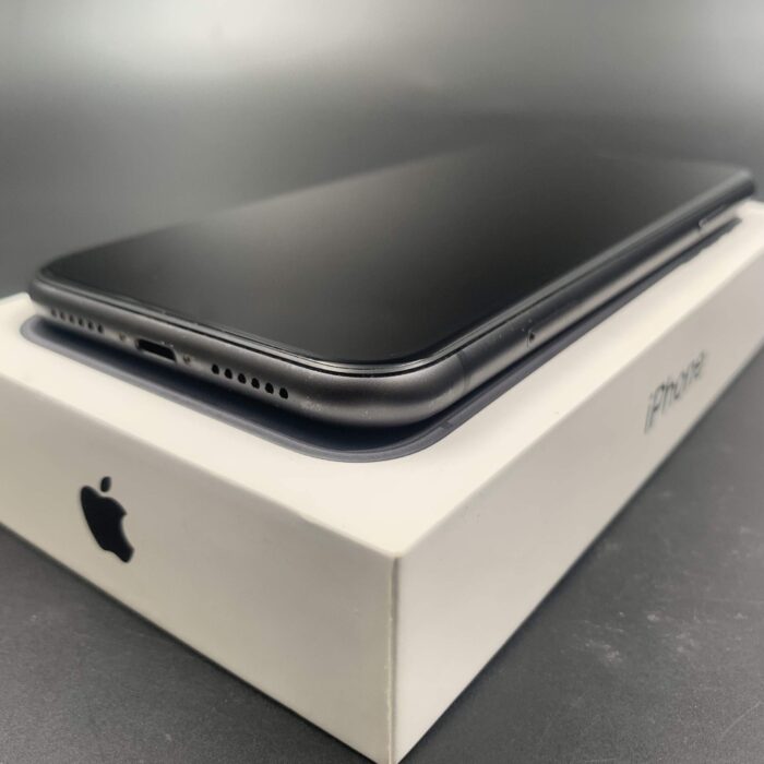 iPhone 11 64GB Black - Image 6
