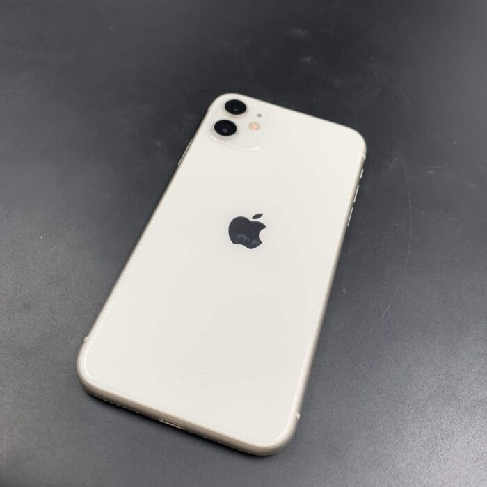 iPhone 11 128GB White(Cracked Screen) - Image 8