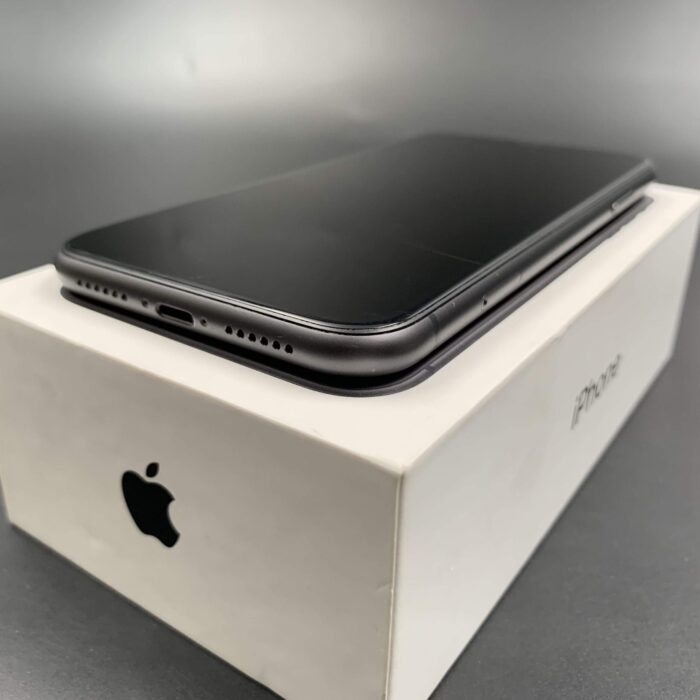 iPhone 11 64GB Black - Image 6
