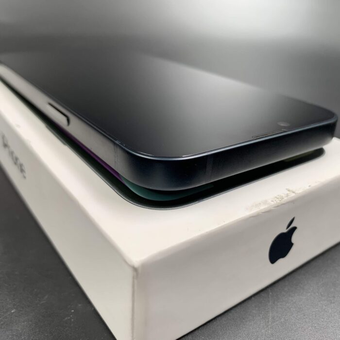 iPhone 14 128GB Midnight - Image 3