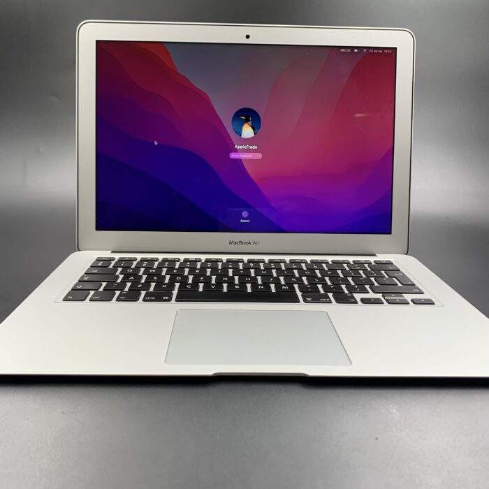Macbook Air 13" 2017 128GB Silver - Image 6