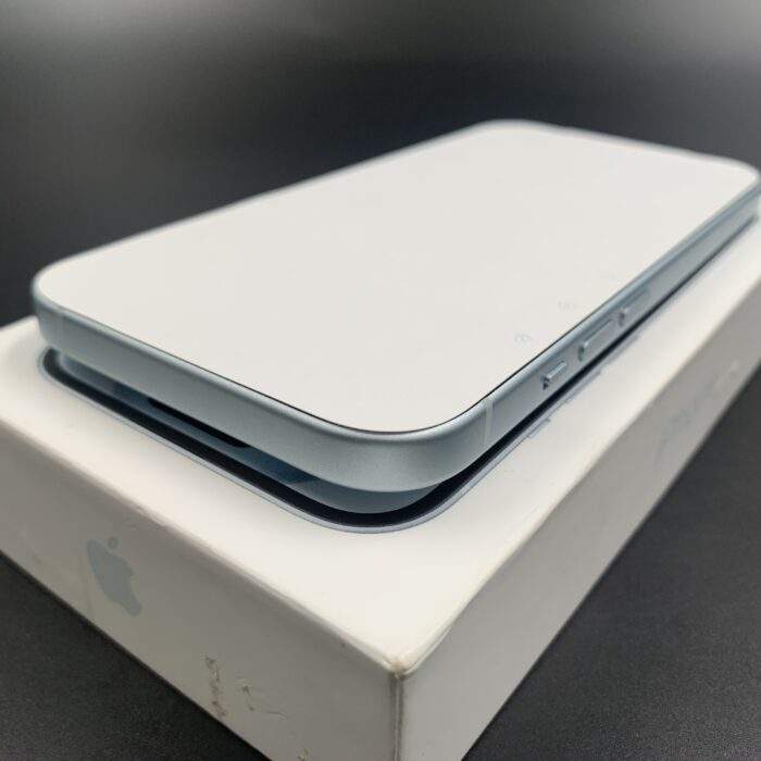 iPhone 15 256GB Blue - Image 4