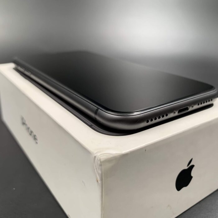 iPhone 11 128GB Space grey - Image 5