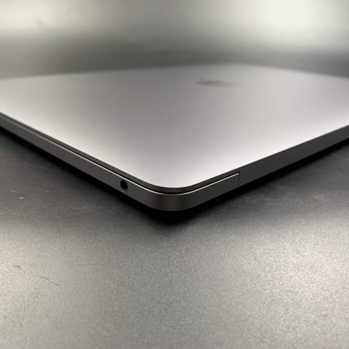 Macbook Pro M2 13" 256GB | 8GB Ram - Image 4