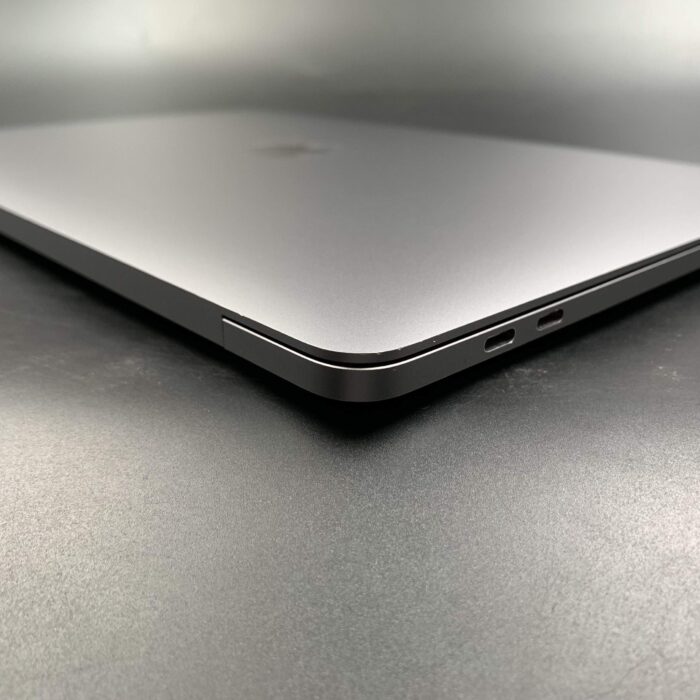 Macbook Pro M2 13" 256GB | 8GB Ram - Image 5