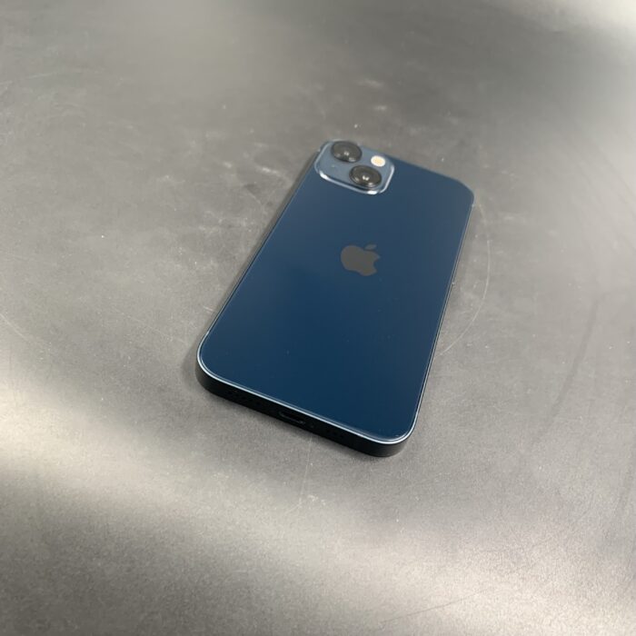 iPhone 13 256GB Midnight - Image 5