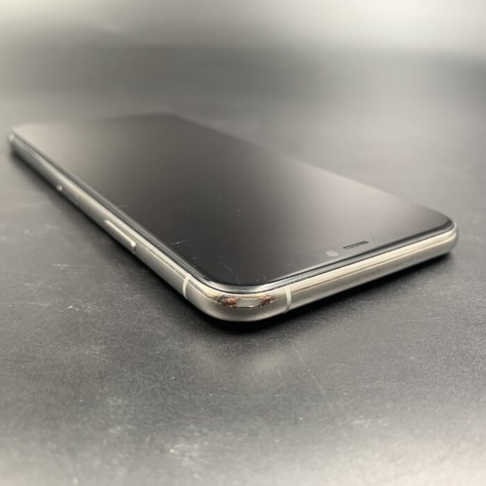 iPhone 11 Pro Max 256GB Silver - Image 2