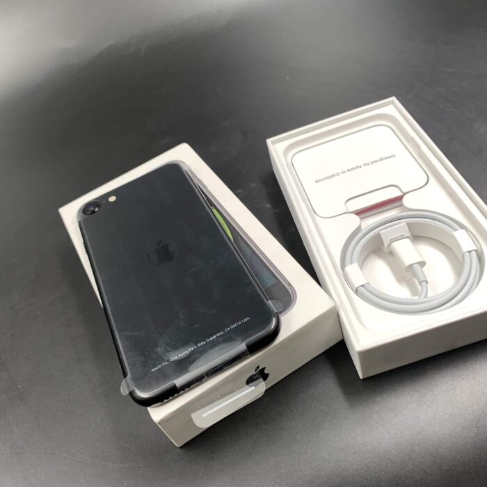 iPhone SE (2nd Gen) 128GB Black (Brand new / open box) - Image 5