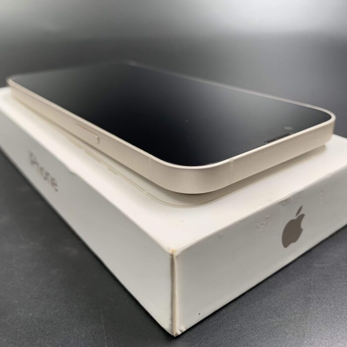 iPhone 13 128GB Starlight - Image 3