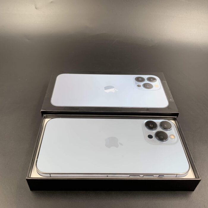 iPhone 13 Pro Max 256GB Sierra Blue - Image 2