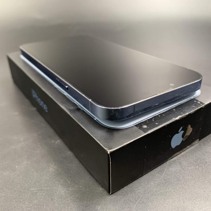iPhone 13 Pro Max 256GB Sierra Blue - Image 3