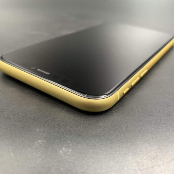 iPhone 11 64GB Yellow - Image 3