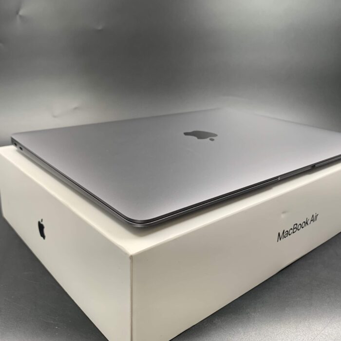 Macbook Air M1 256GB Space Grey - Image 2