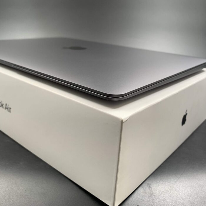 Macbook Air M1 256GB Space Grey - Image 4
