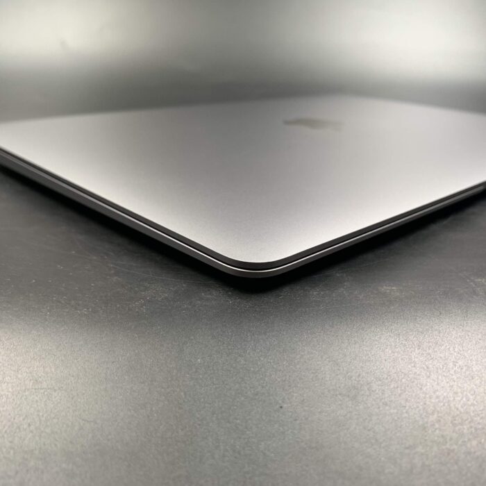 Macbook Air M1 256GB Space Grey - Image 2