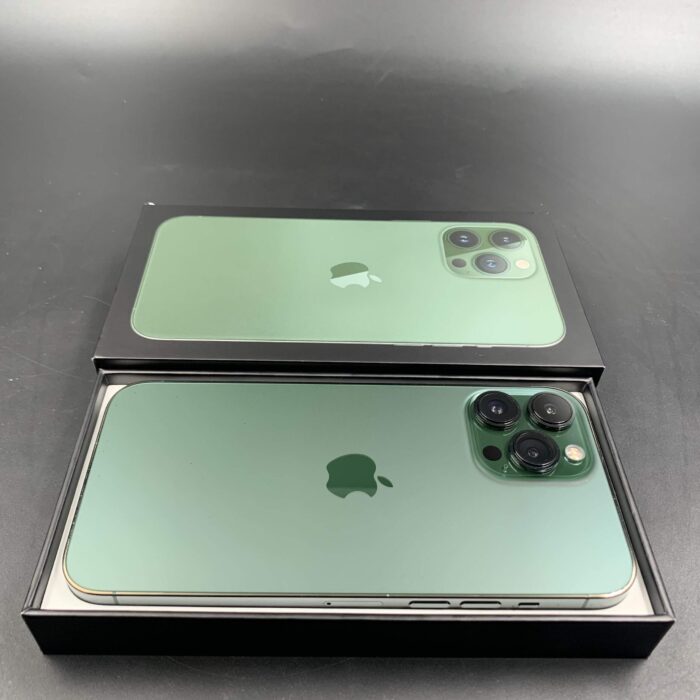 iPhone 13 Pro Max 256GB Alpine Green - Image 2