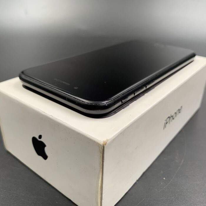 iPhone SE 2020 64GB Black - Image 4