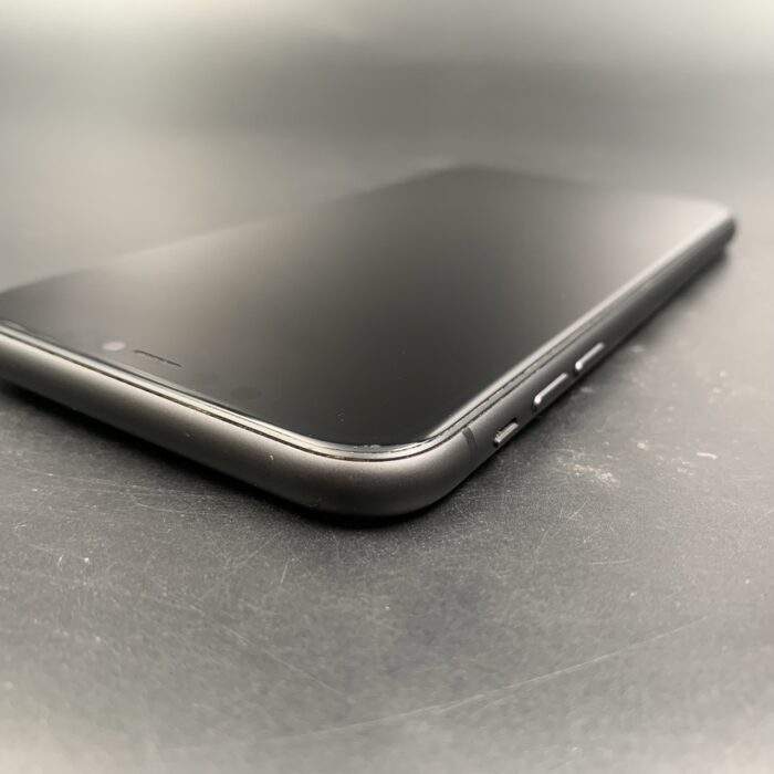 iPhone 11 64GB Black - Image 3