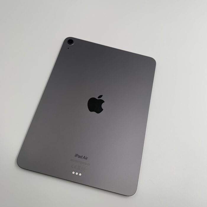 iPad Air (5th Generation) 64GB WIFI Space Grey - Image 6