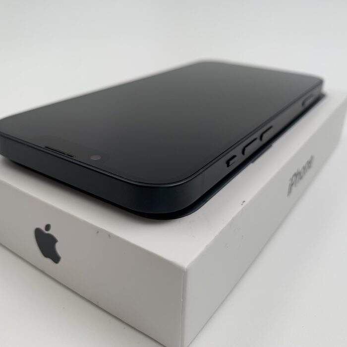 iPhone 13 128GB Midnight - Image 4