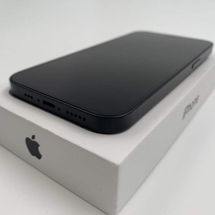 iPhone 13 128GB Midnight - Image 6
