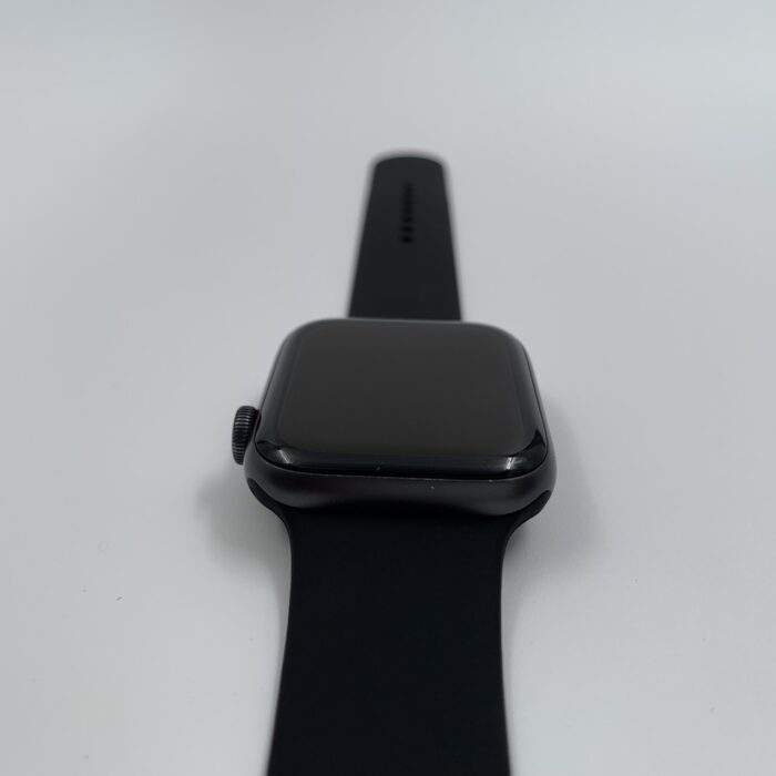 Apple Watch SE (Gen 1) 44MM GPS + Cellular Space Grey - Image 3