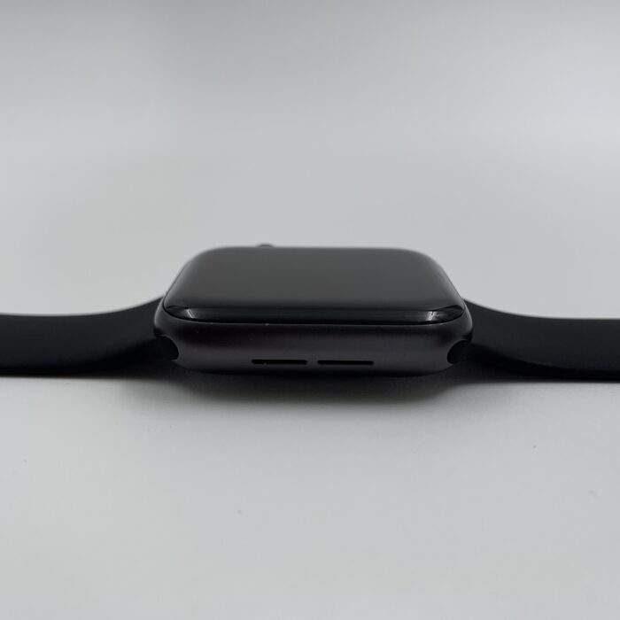 Apple Watch SE (Gen 1) 44MM GPS + Cellular Space Grey - Image 4