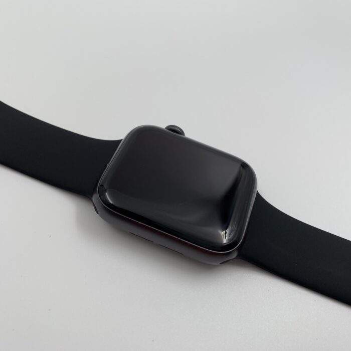 Apple Watch SE (Gen 1) 44MM GPS + Cellular Space Grey - Image 6