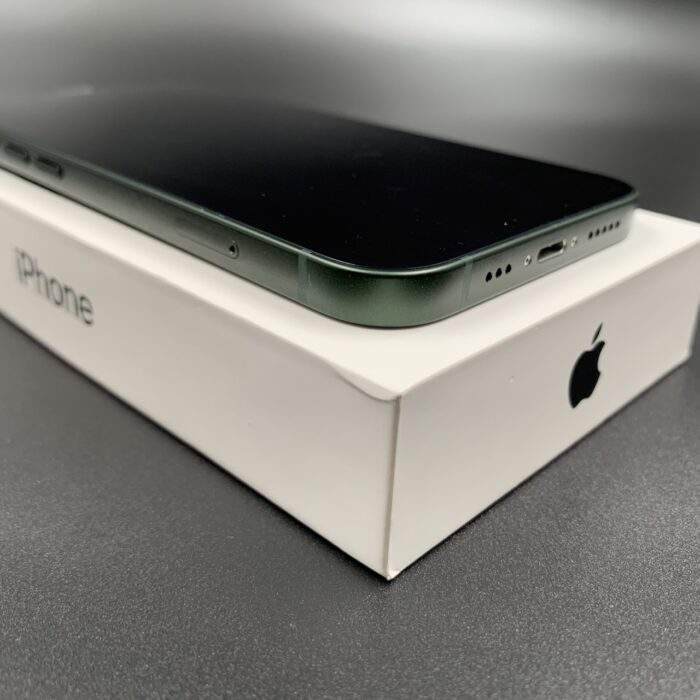 iPhone 13 128GB Green - Image 5