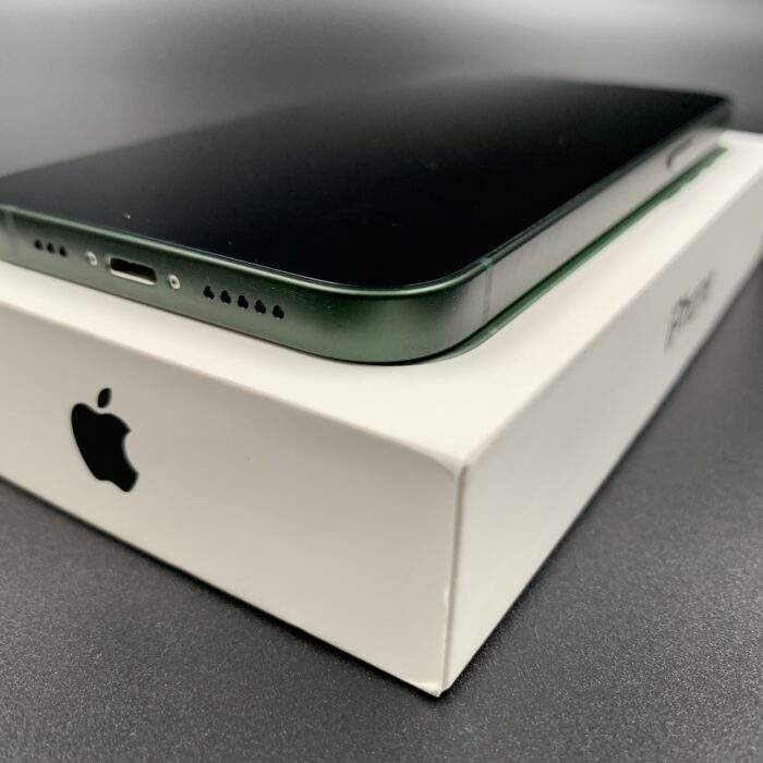 iPhone 13 128GB Green - Image 6