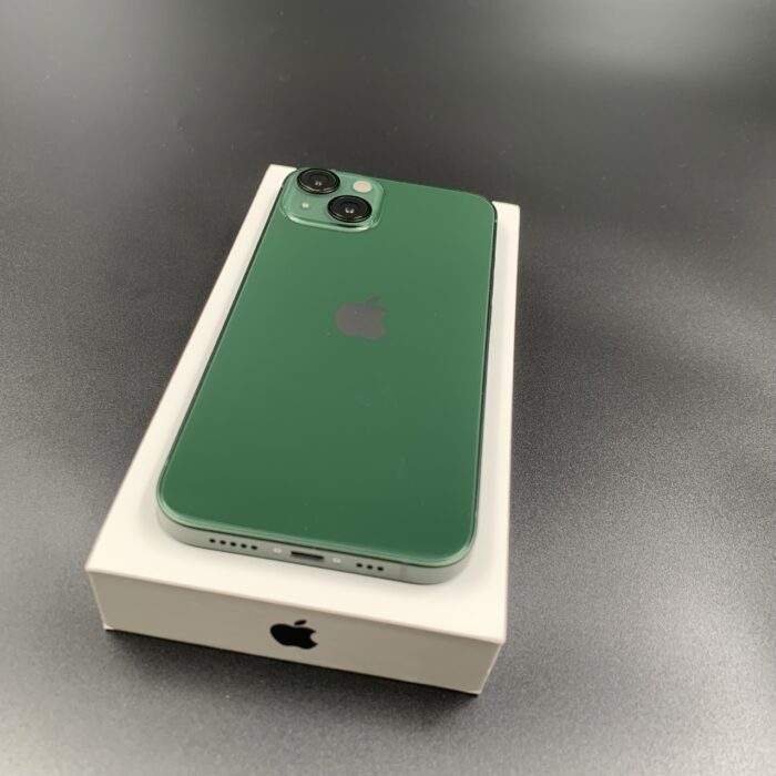 iPhone 13 128GB Green - Image 9