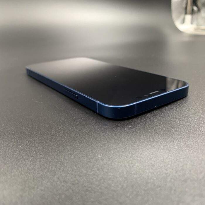 iPhone 12 64GB Blue - Image 2