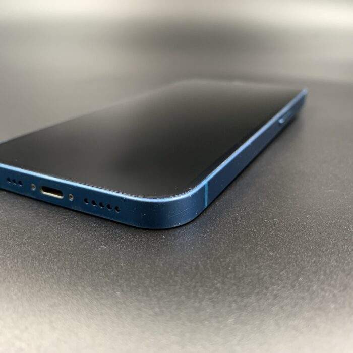 iPhone 13 256GB Blue - Image 5