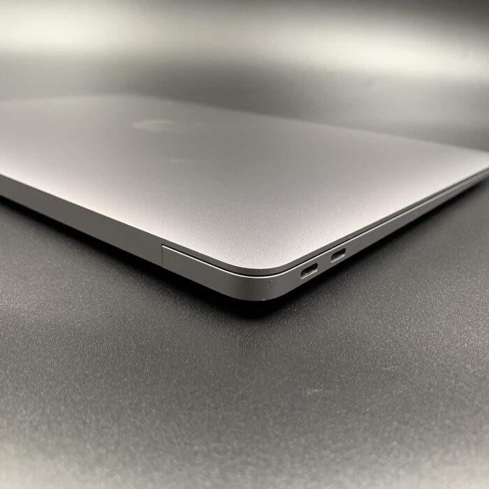 Macbook Air M1 13" Space Grey (Japanese Keyboard) - Image 5