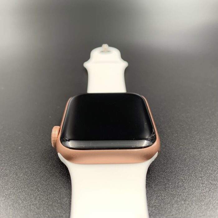 Apple Watch SE (Gen 1) 40MM GPS + Cellular Gold - Image 3