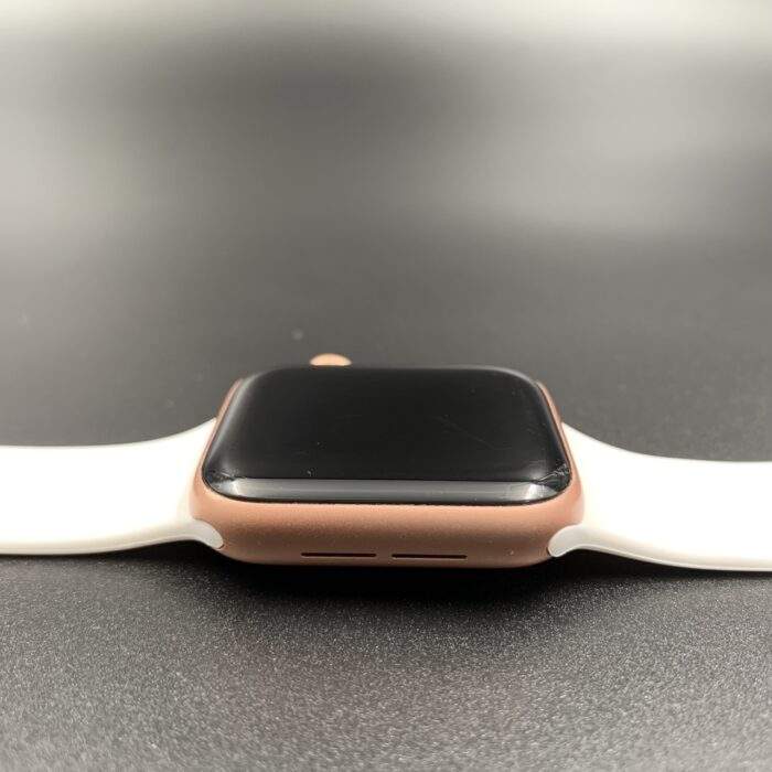Apple Watch SE (Gen 1) 40MM GPS + Cellular Gold - Image 4