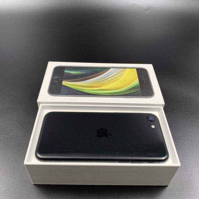iPhone SE 64GB Black - Image 2