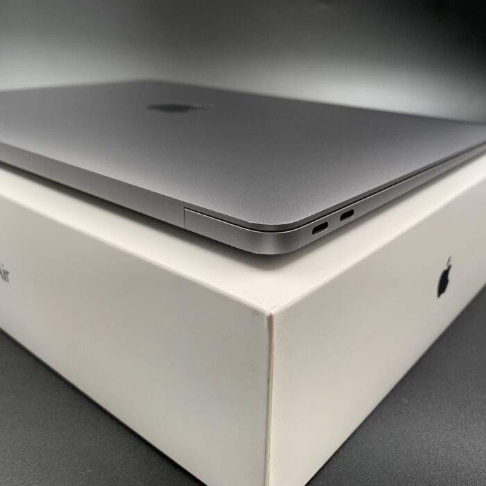 Macbook Air M1 256GB Space Grey - Image 5