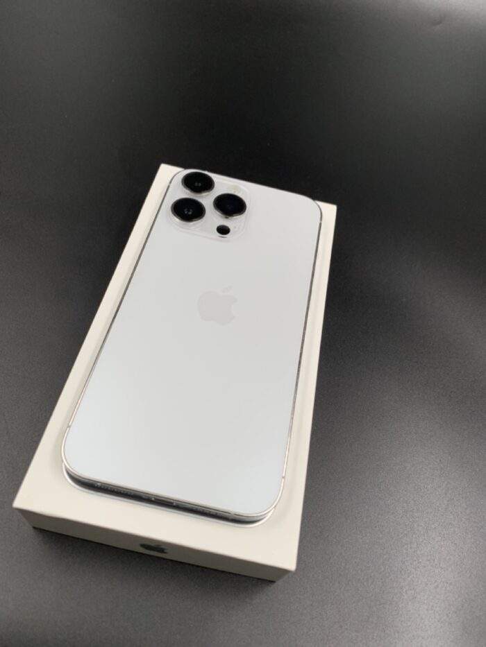 iPhone 14 Pro Max 256GB Silver - Image 10