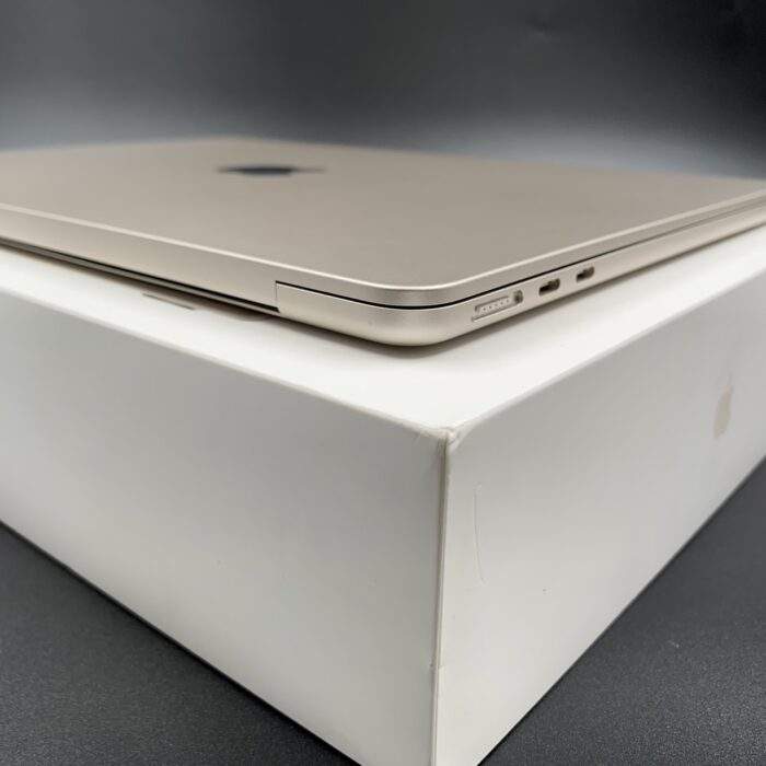Macbook Air M2 13" 256GB Starlight - Image 5