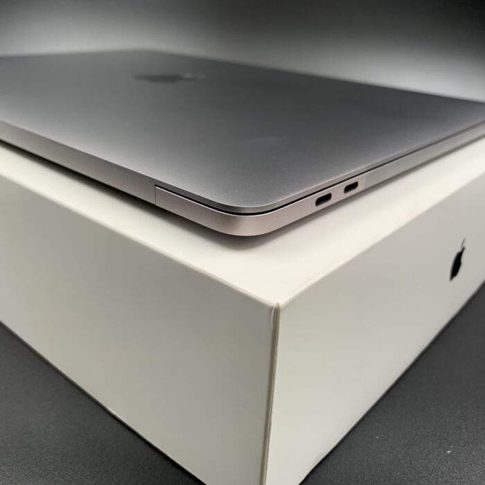 Macbook Pro 13" 2019 | 1.4GHz i5 | 8GB Ram |256GB | Touch-Bar | Space Grey - Image 5