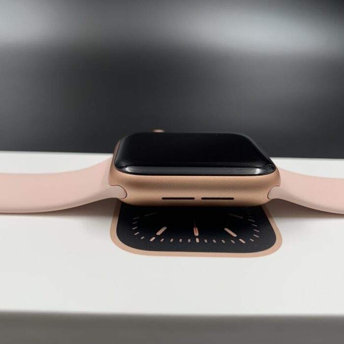 Apple Watch Series 6 40MM Pink GPS+Cellular - Image 4