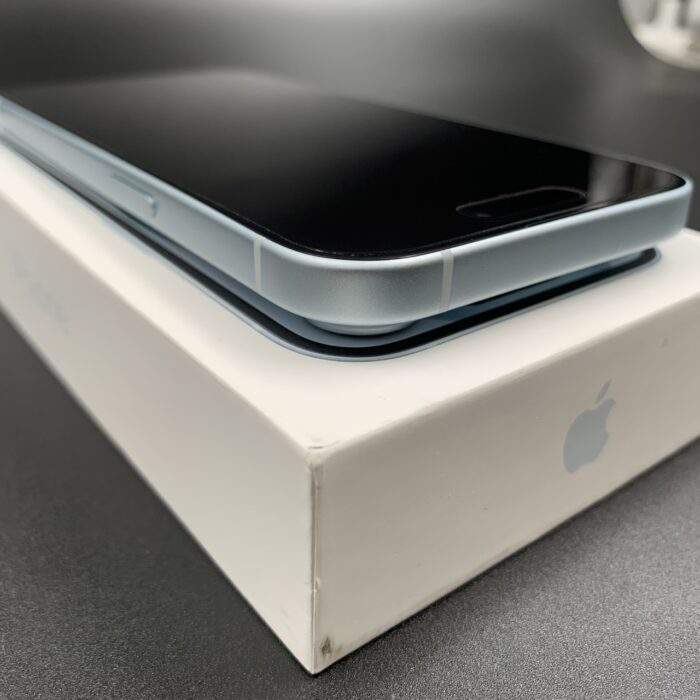 iPhone 15 128GB Blue (like new) - Image 3