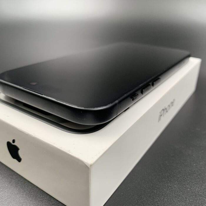 iPhone 15 256GB Black - Image 4