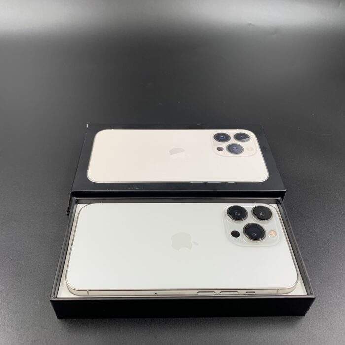 iPhone 13 Pro 128GB Silver - Image 2