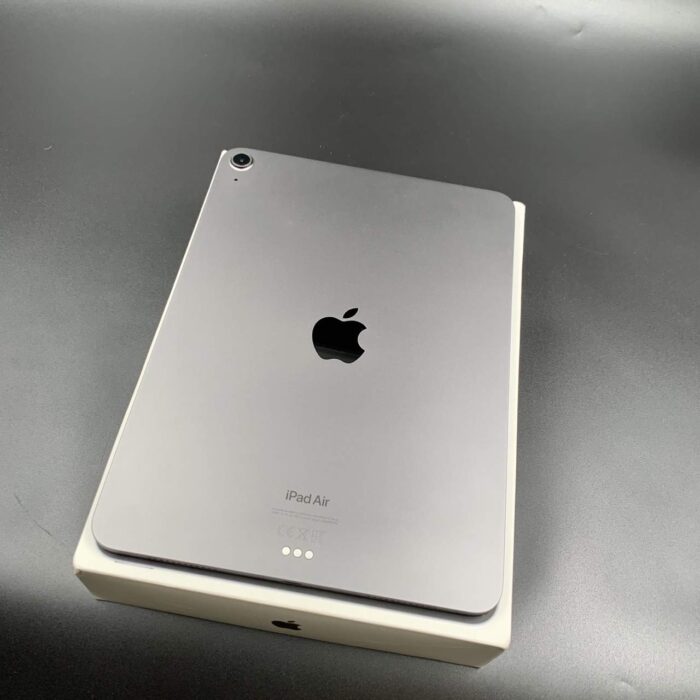 iPad Air 5th Generation 64GB Space Gray - Image 6
