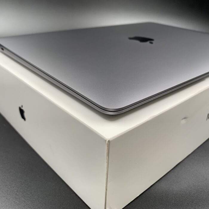 Macbook Air M1 256GB Space Grey - Image 2