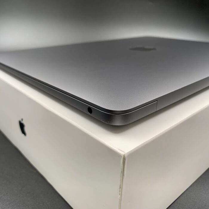 Macbook Air M1 256GB Space Grey - Image 4